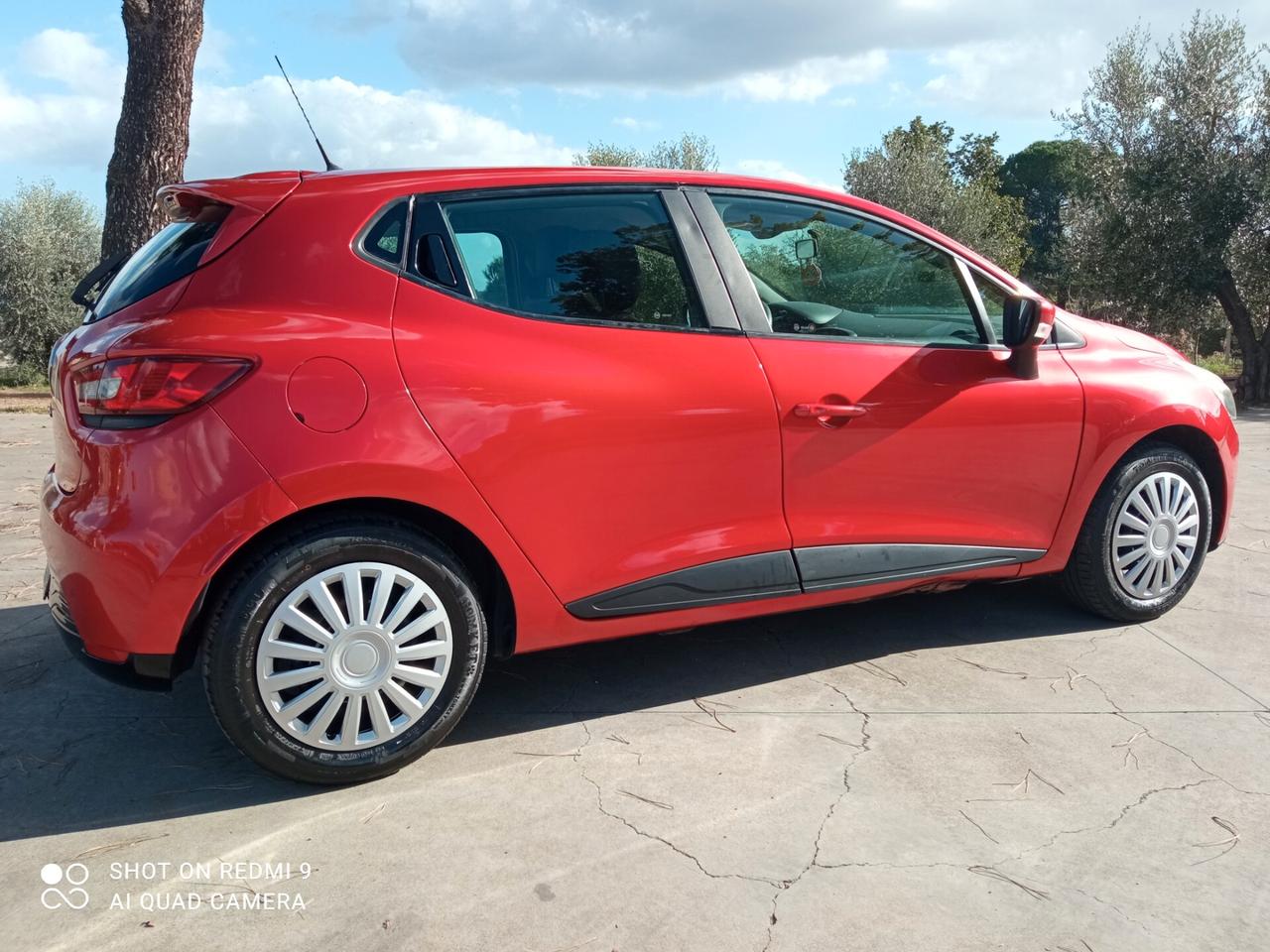 Renault Clio 1.2 75CV 5 porte AUTHENTIC NEOPATENTATI