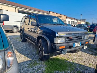Nissan terrano 2.7 5 porte