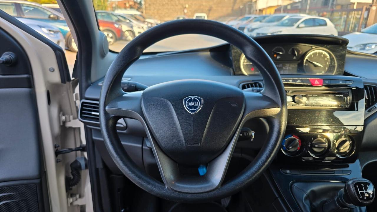 Lancia Ypsilon 1.2 69 CV 5 porte Elle