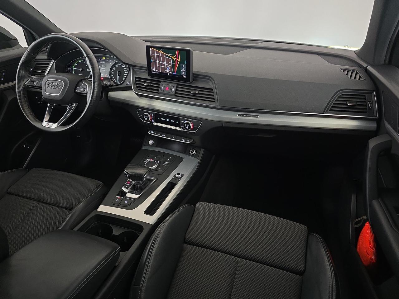 Audi Q5 50 2.0 tfsi e business quattro 299cv s-tronic