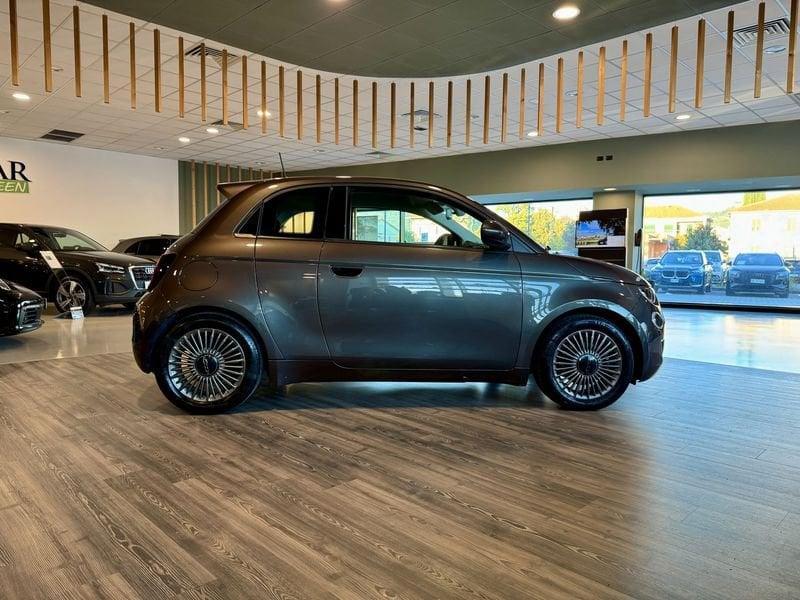 FIAT 500 500e 3+1 42 kWh Icon +