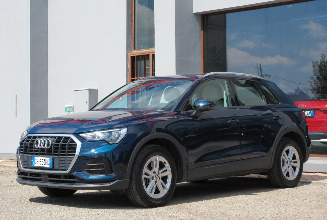 Audi Q3 40 2.0 tdi Business quattro 190cv s-tronic