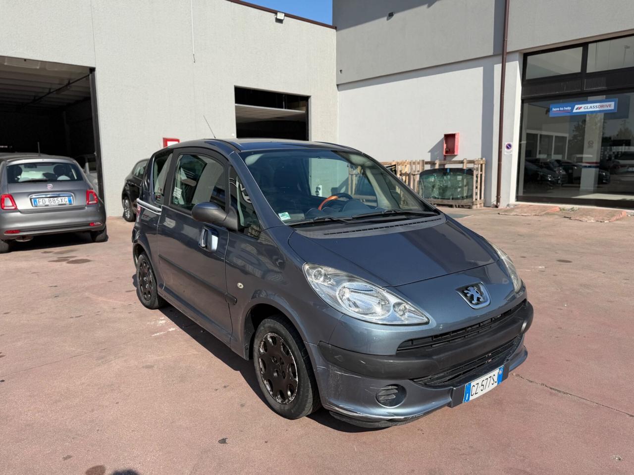 Peugeot 1007 1.6 Trendy 2Tronic