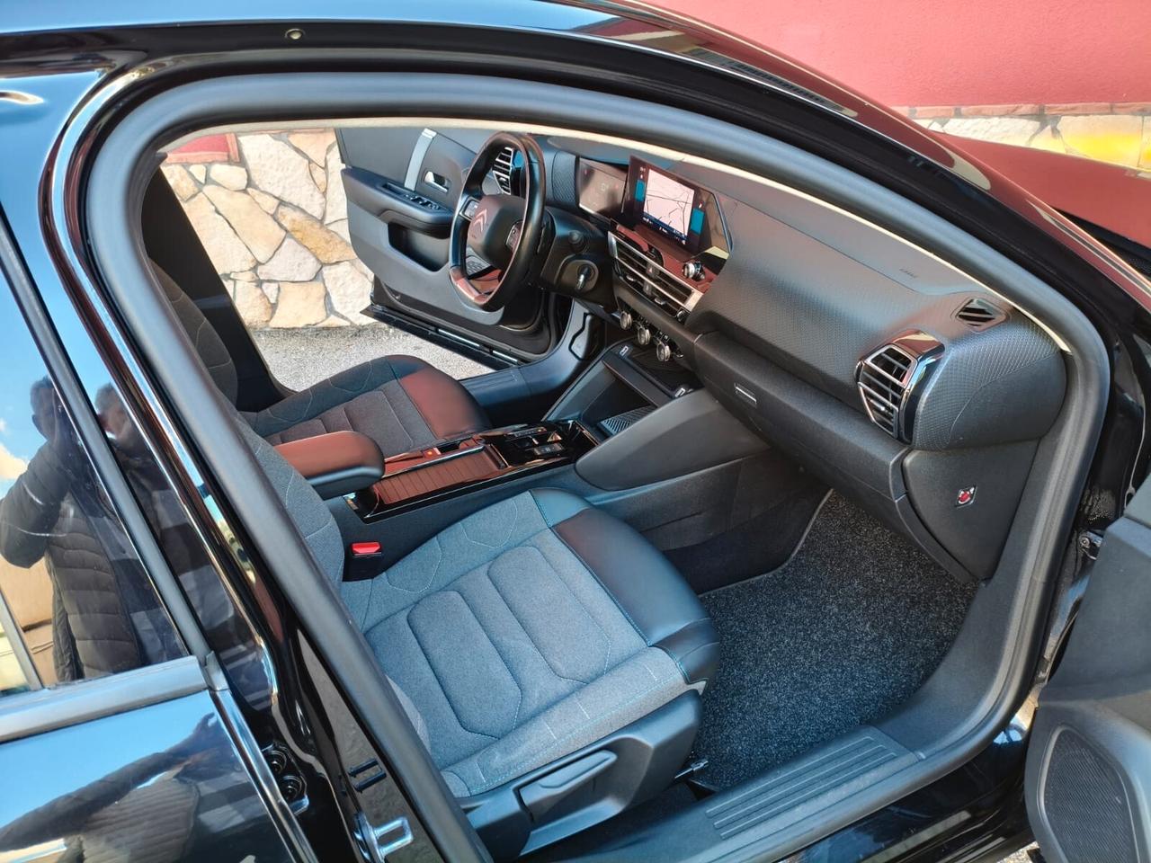 Citroen C4 BlueHDi 130 S&S EAT8 Shine