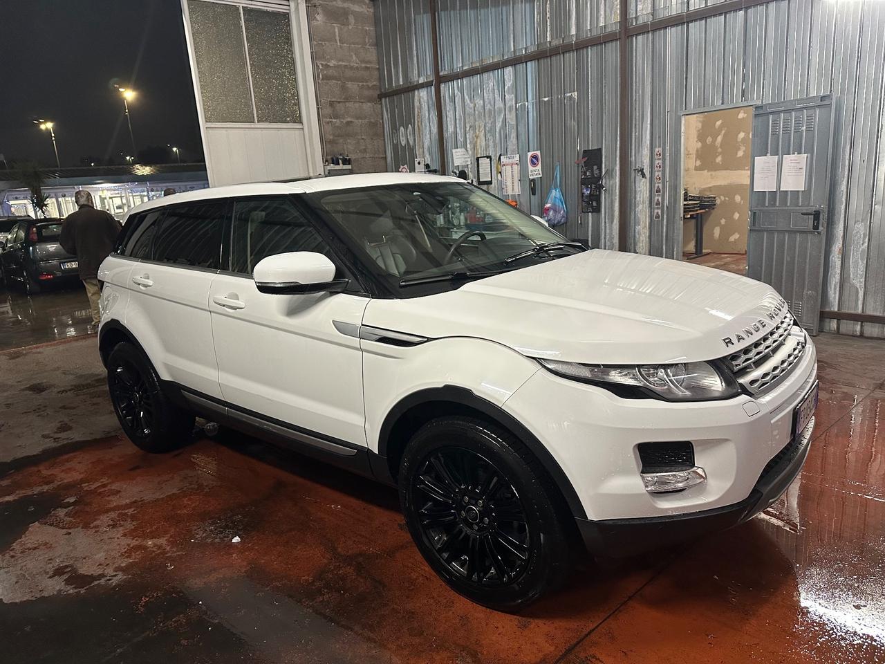 Land Rover Evoque 2.2 TD4 Prestige...FULL