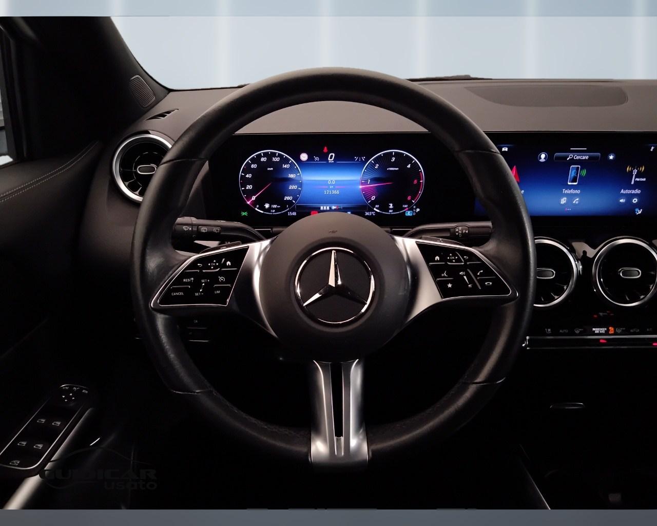 Mercedes-Benz GLA-H247 2023 - GLA 180 d Progressive Advanced auto
