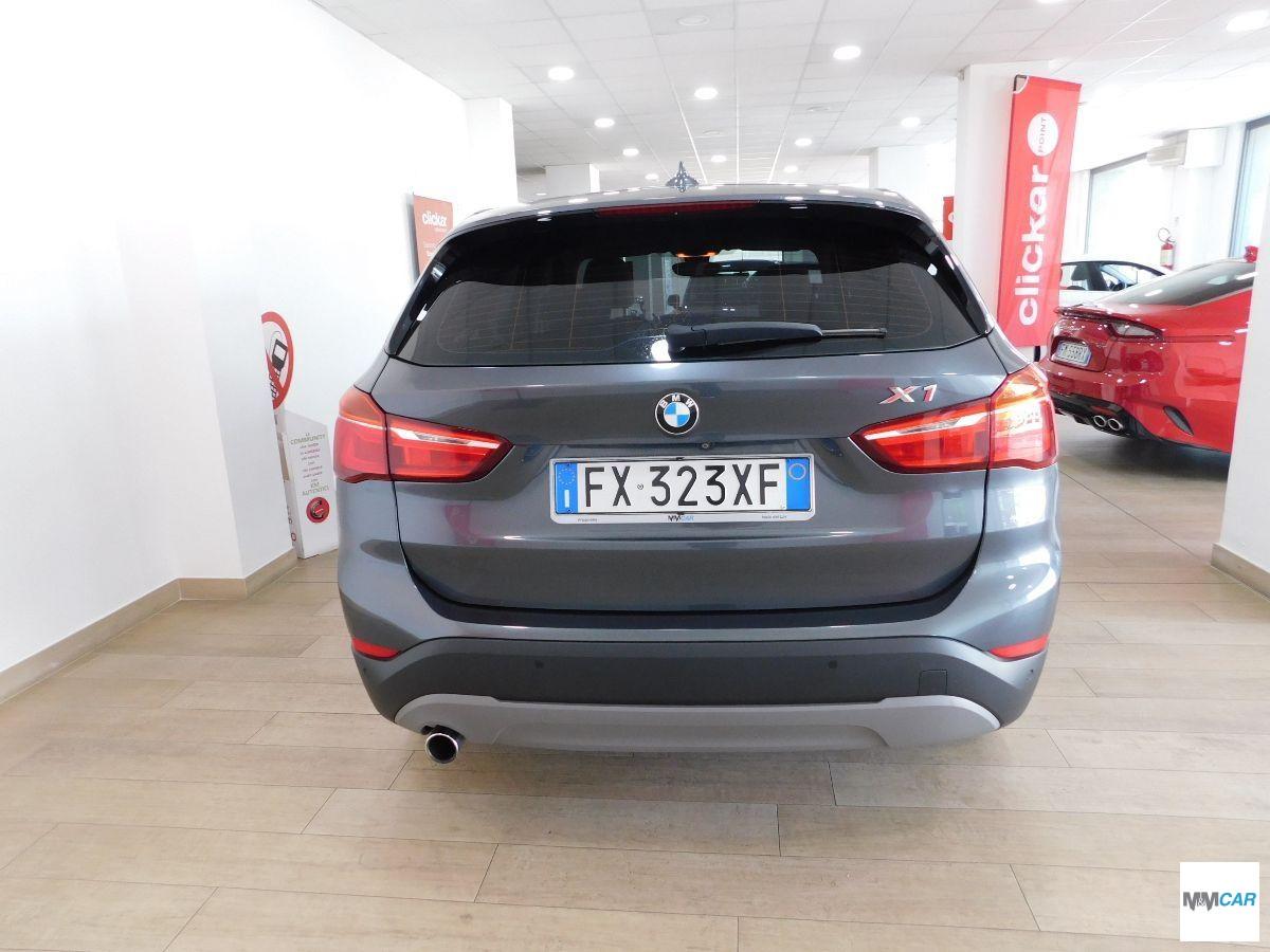 BMW - X1 - sDrive18d Advantage