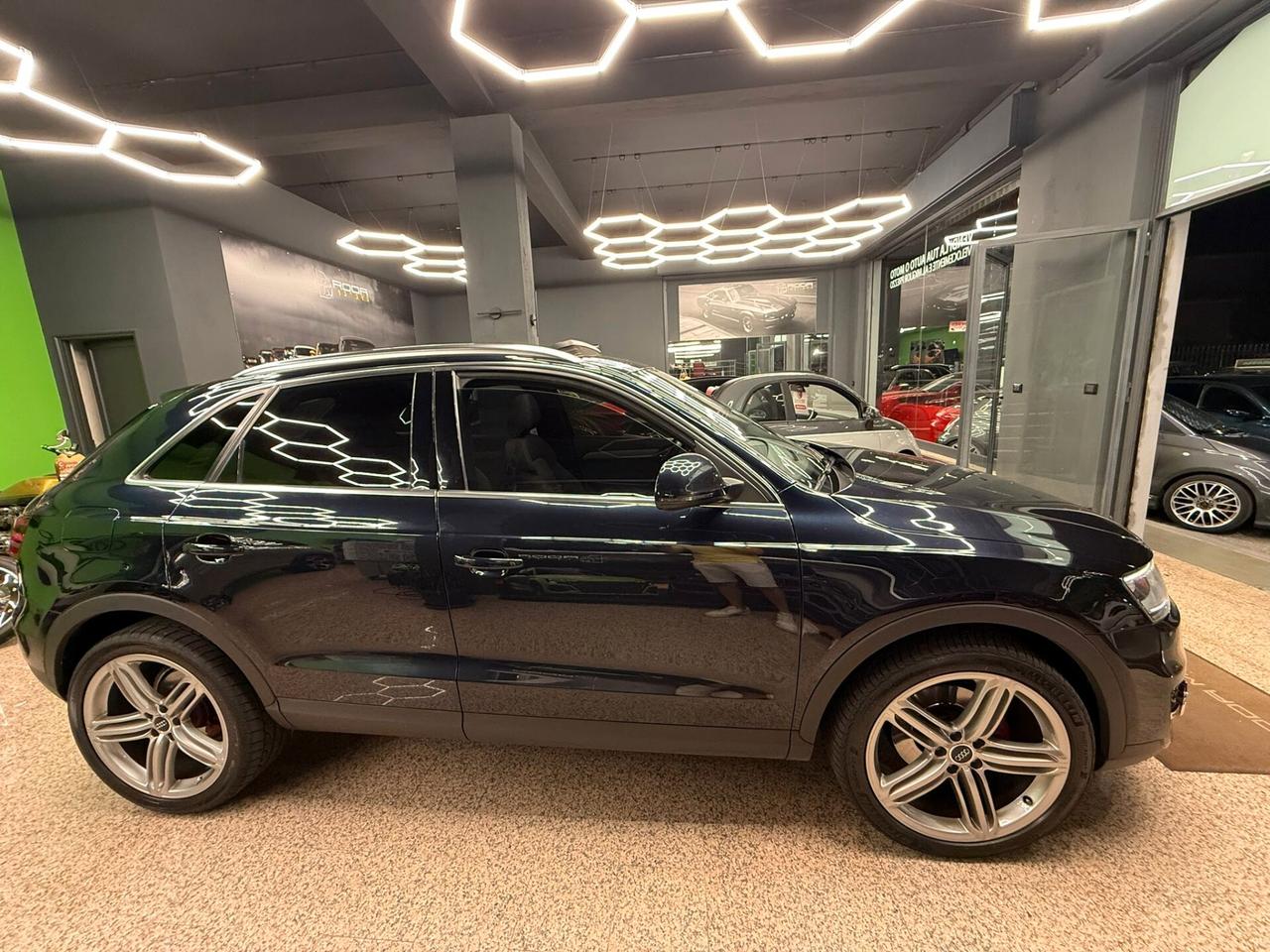 Audi Q3 2.0 TDI 177 CV quattro CON TETTO
