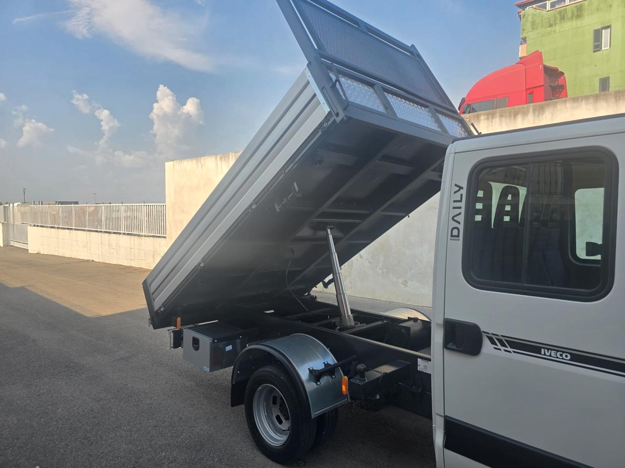 Iveco Daily 35C14 DOPPIA CABINA
