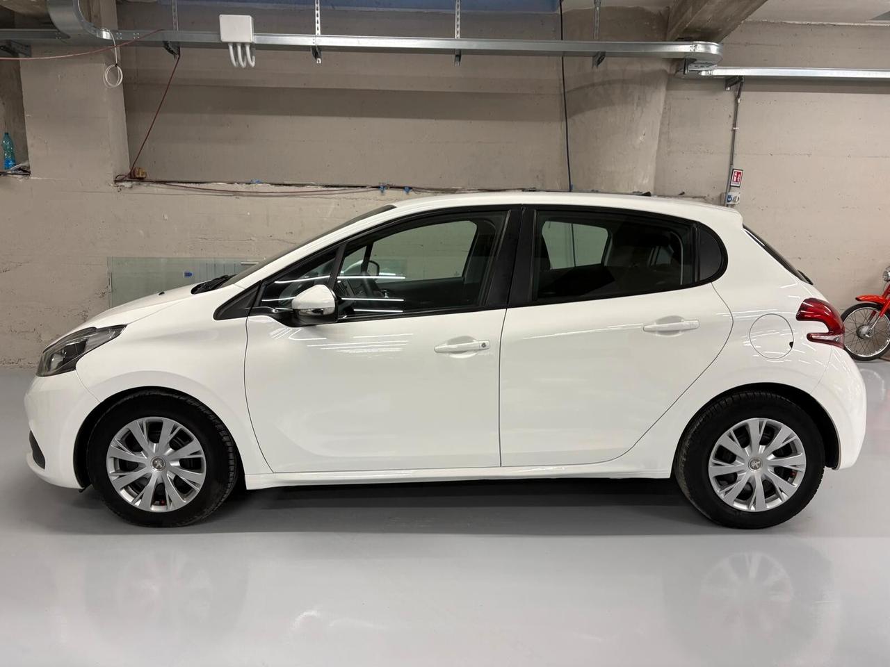 Peugeot 208 BlueHDi 75CV 5 porte Active