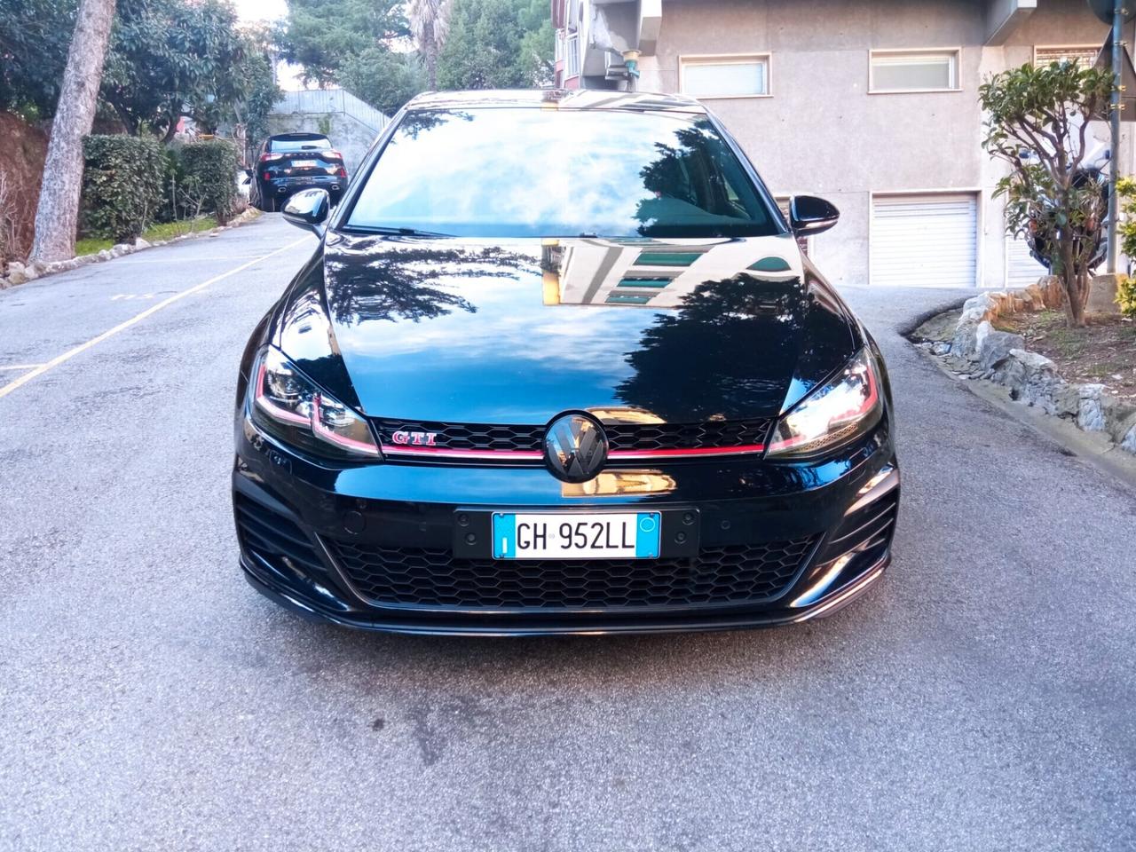 Volkswagen Golf GTI Performance 2.0 245 CV TSI 5p. BMT