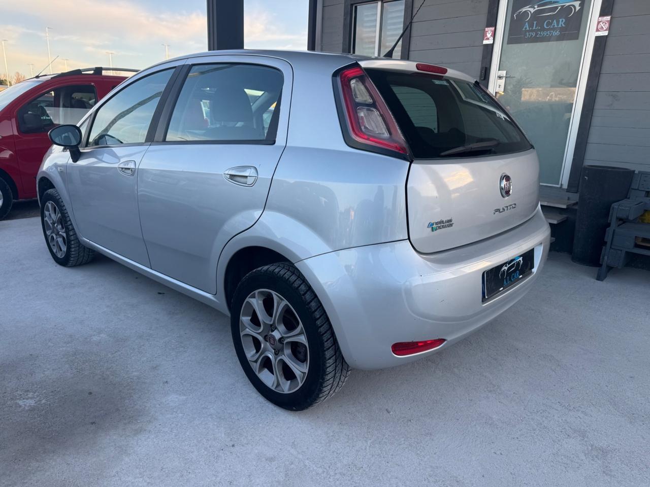 Fiat Punto 1.4 8V 5 porte Natural Power Street