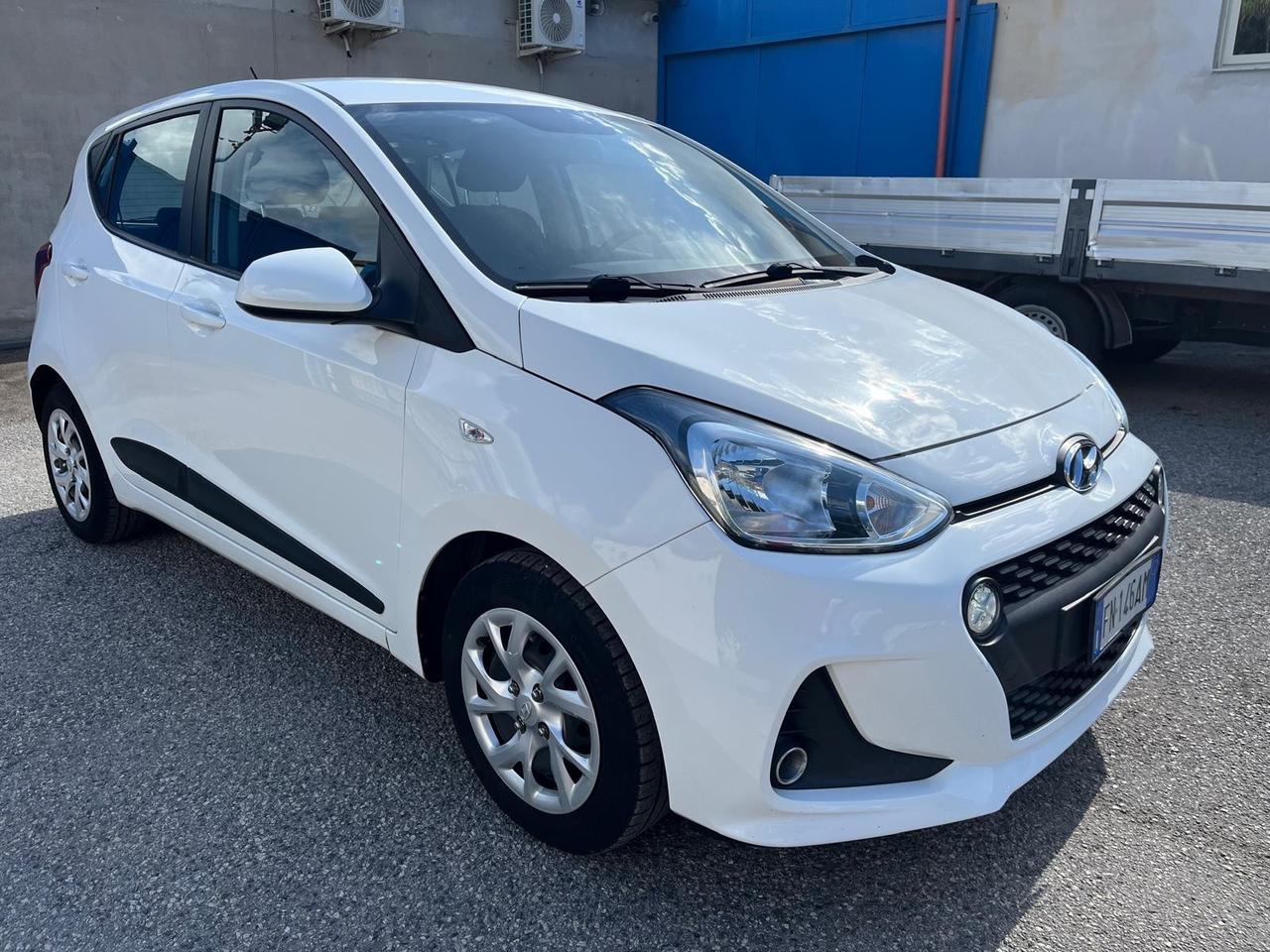 Hyundai i10-1.0 benzina - full-2018