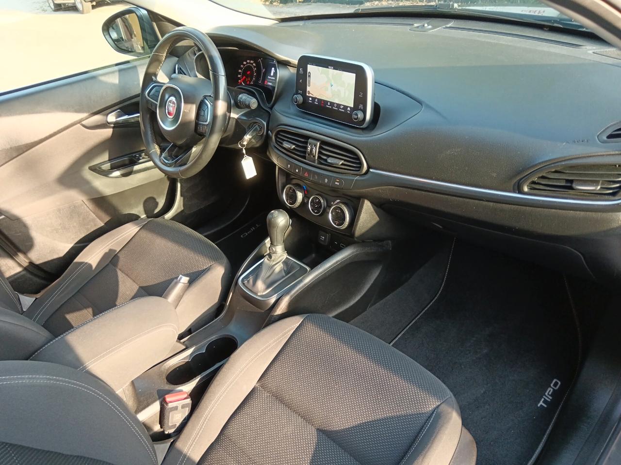Fiat Tipo 1.6 MJT 120CV LOUNGE SW NAVI