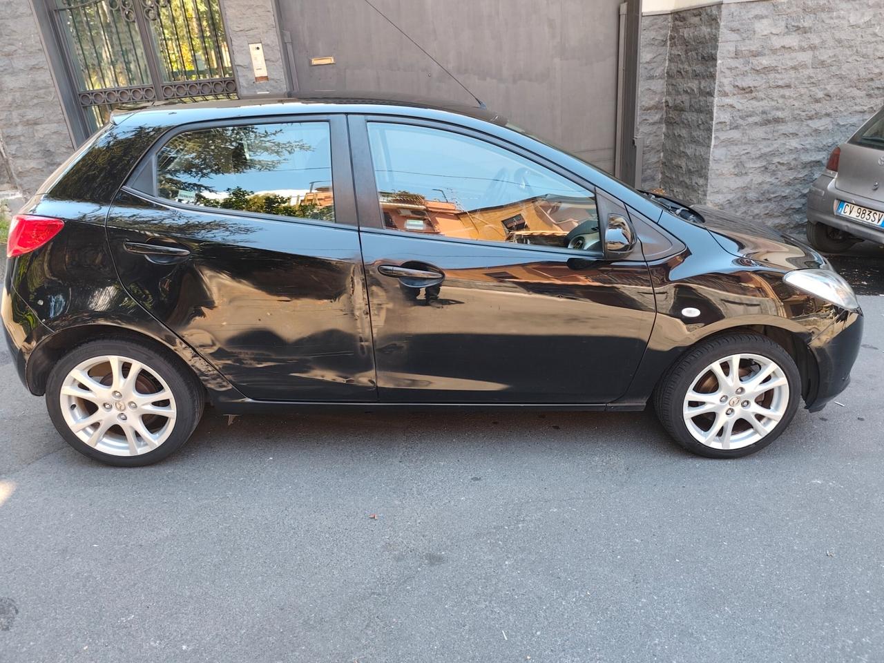 Mazda 2 Mazda2 1.3 16V 86CV 2010