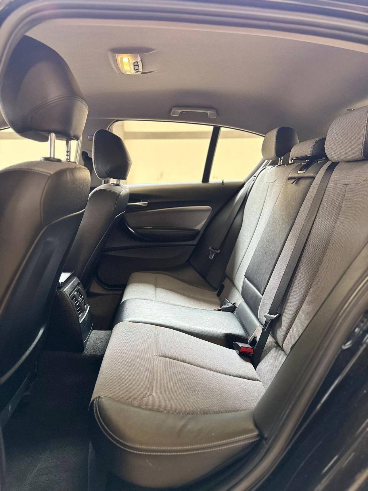 Bmw 118 116d 5p. Urban