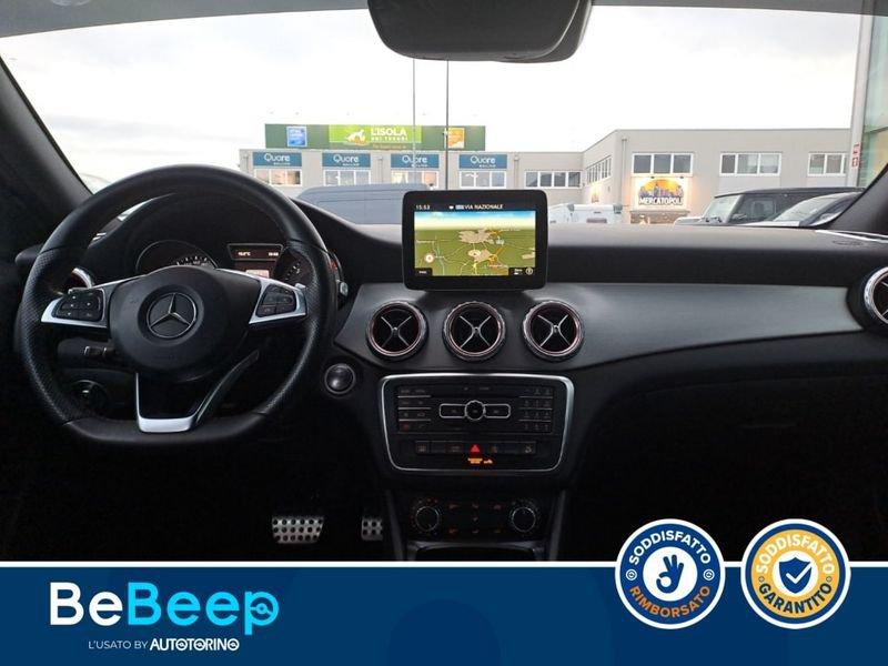 Mercedes-Benz GLA 200 D (CDI) PREMIUM 4MATIC AUTO
