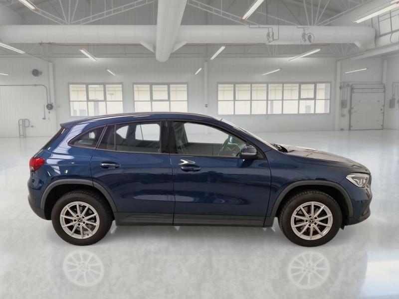 MERCEDES-BENZ GLA 200 d Automatic Business Extra