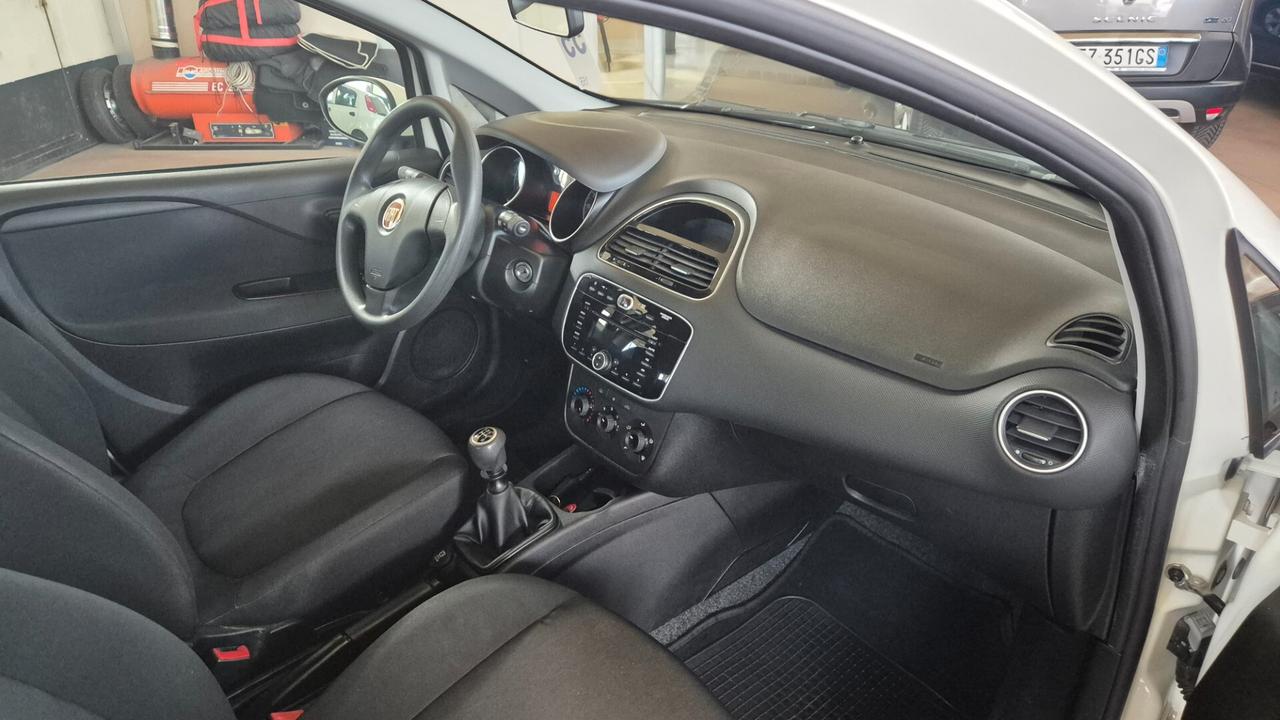 Fiat Punto 1.2 5 porte Street