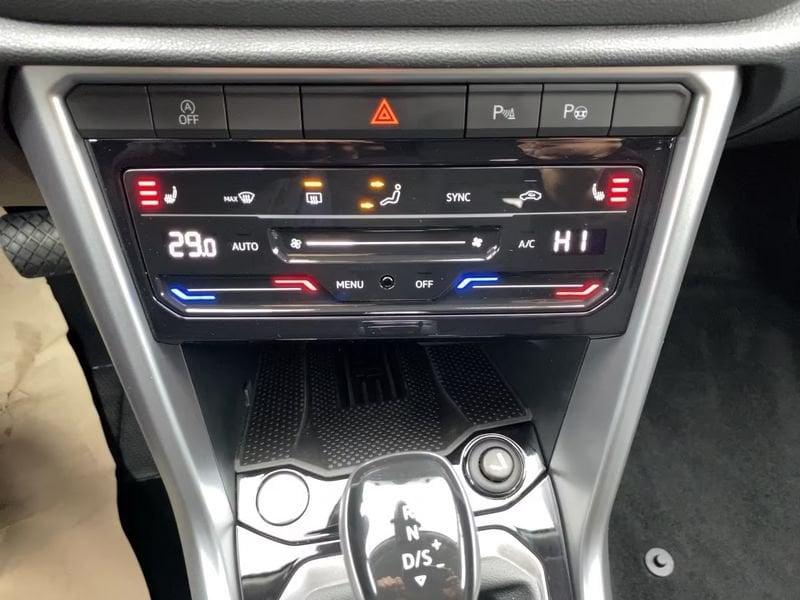 Volkswagen T-Roc T-Roc 1.5 tsi Life dsg LED NAVI ACC