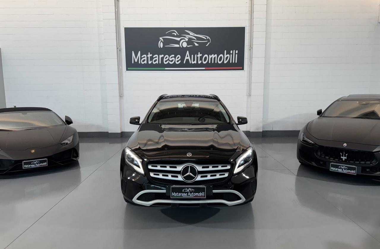 Mercedes-Benz GLA 180 sport 1.6cc 122cv Navi Clima OK Neopatentati