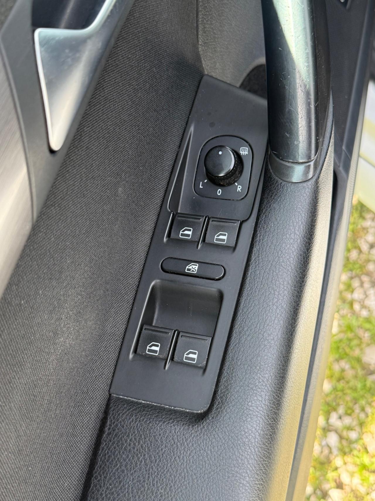 Volkswagen Passat Variant 2.0 TDI DSG **Motore nuovo**