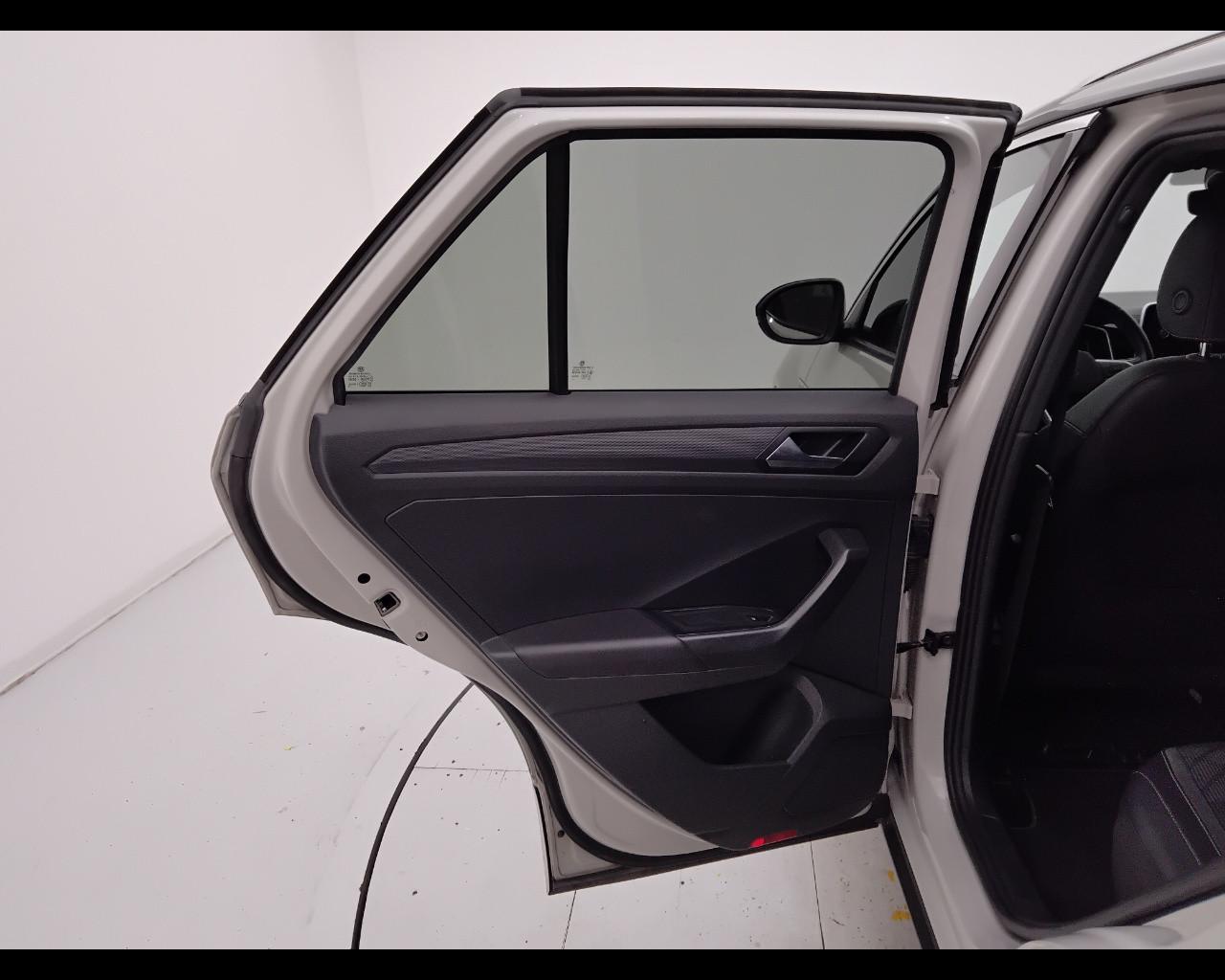 VOLKSWAGEN T-Roc I 2022 - T-Roc 1.0 tsi R-Line 110cv