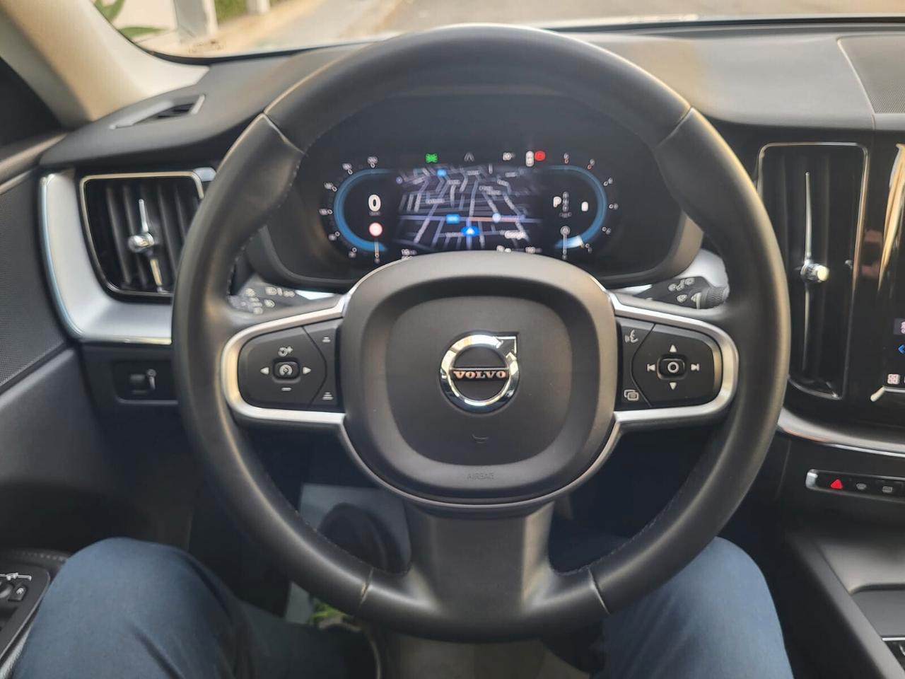 Volvo XC60 B4 HYBRID/Diesel Awd Geartronic Momentum....