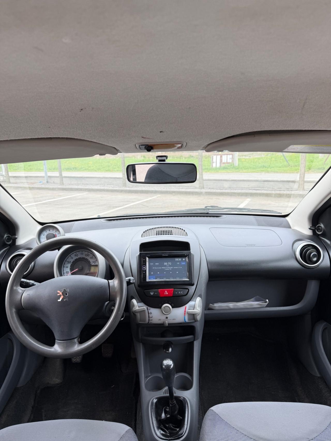 Peugeot 107 1.0 68CV 5p. Plaisir