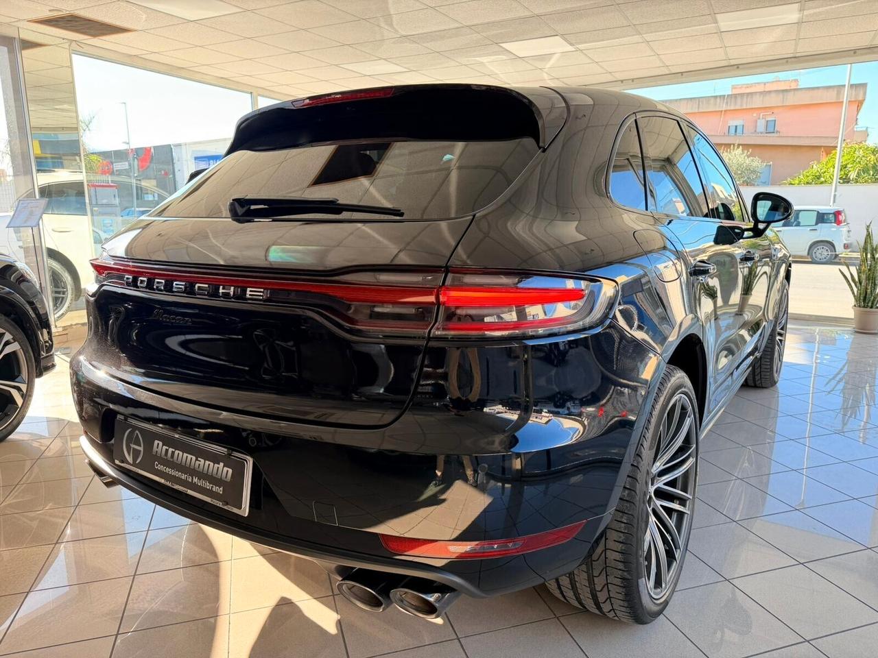 Porsche Macan 2.0 245CV PDK