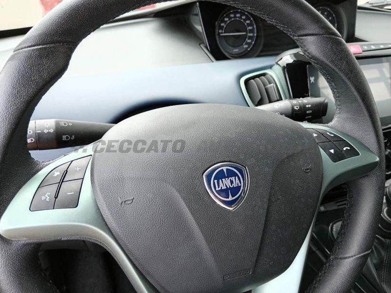 Lancia Ypsilon Ypsilon 1.0 firefly hybrid Platino s&s 70cv
