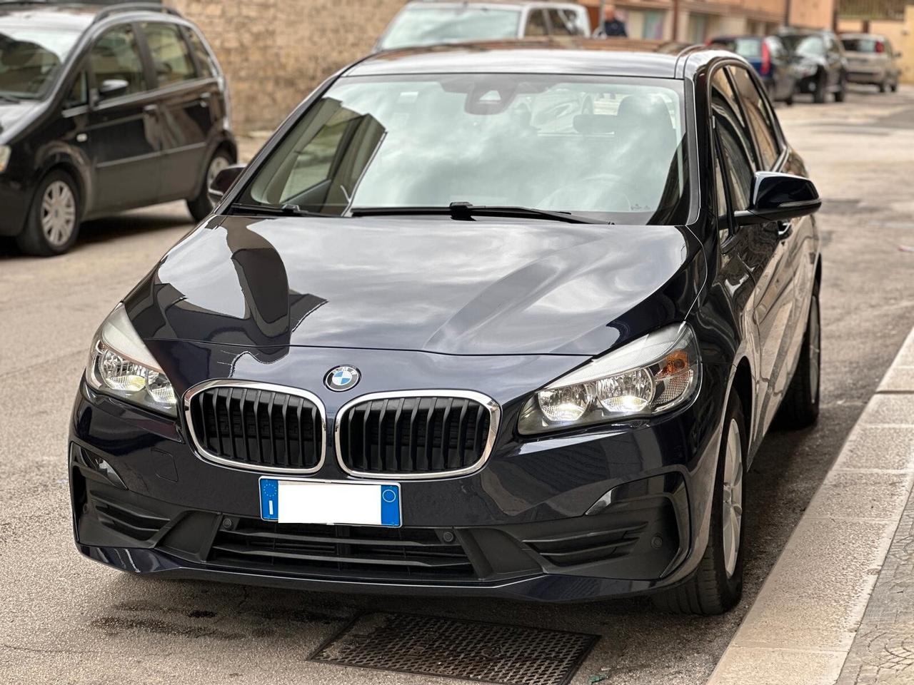 Bmw 216d Active Tourer autom. Advantage