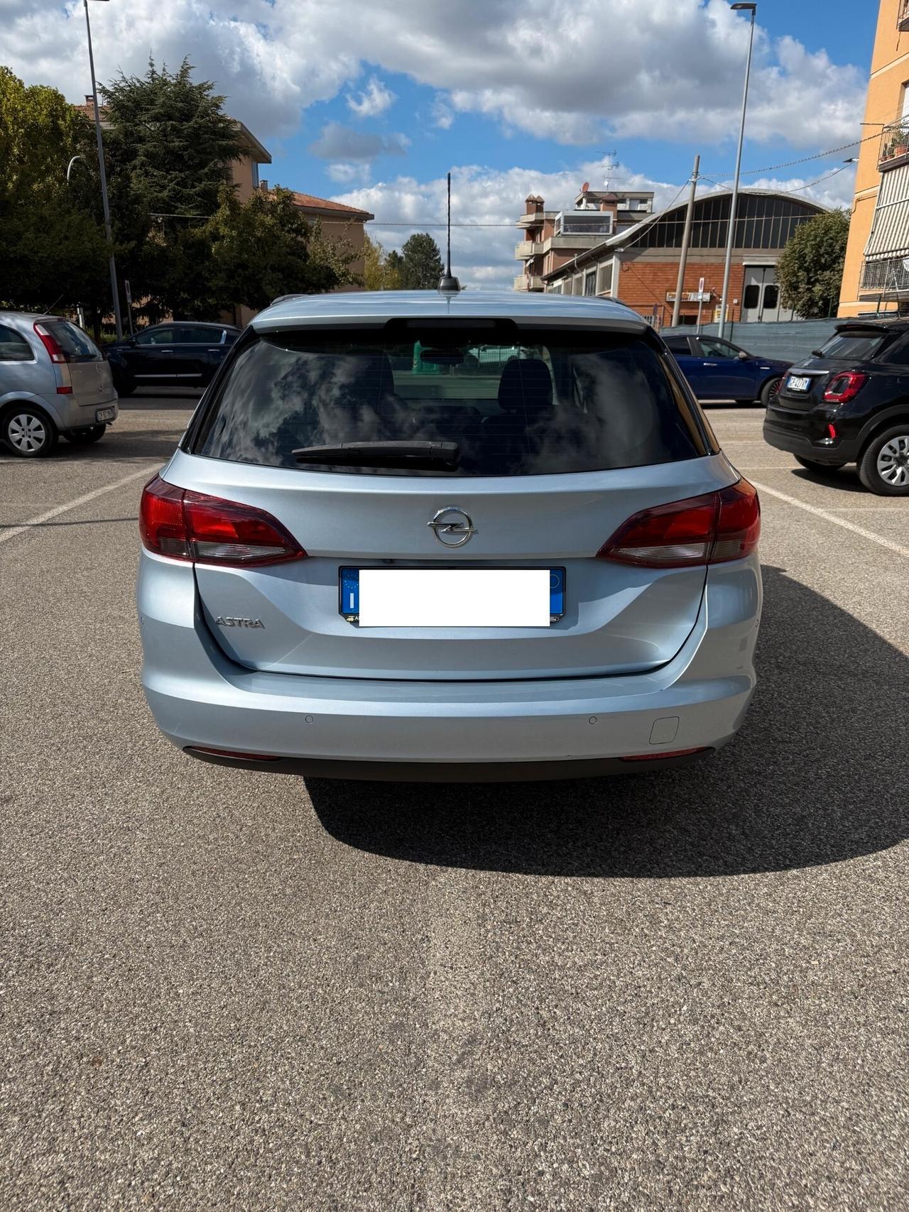 Opel Astra Sports Tourer 1.6 cdti - NAV. - 12 MESI DI GAR. -