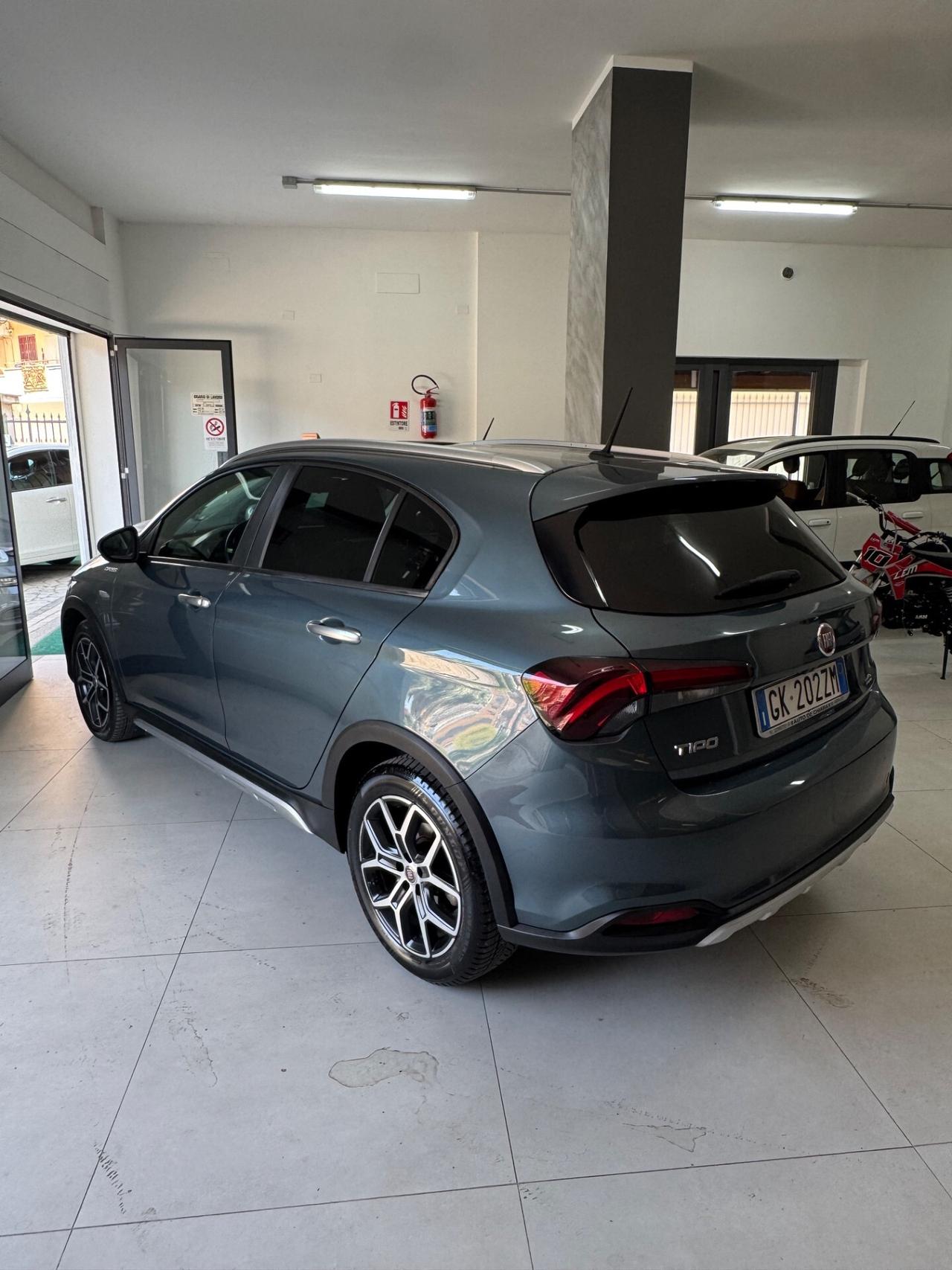 Fiat Tipo 1.6 Mjt S&S 5 porte Cross