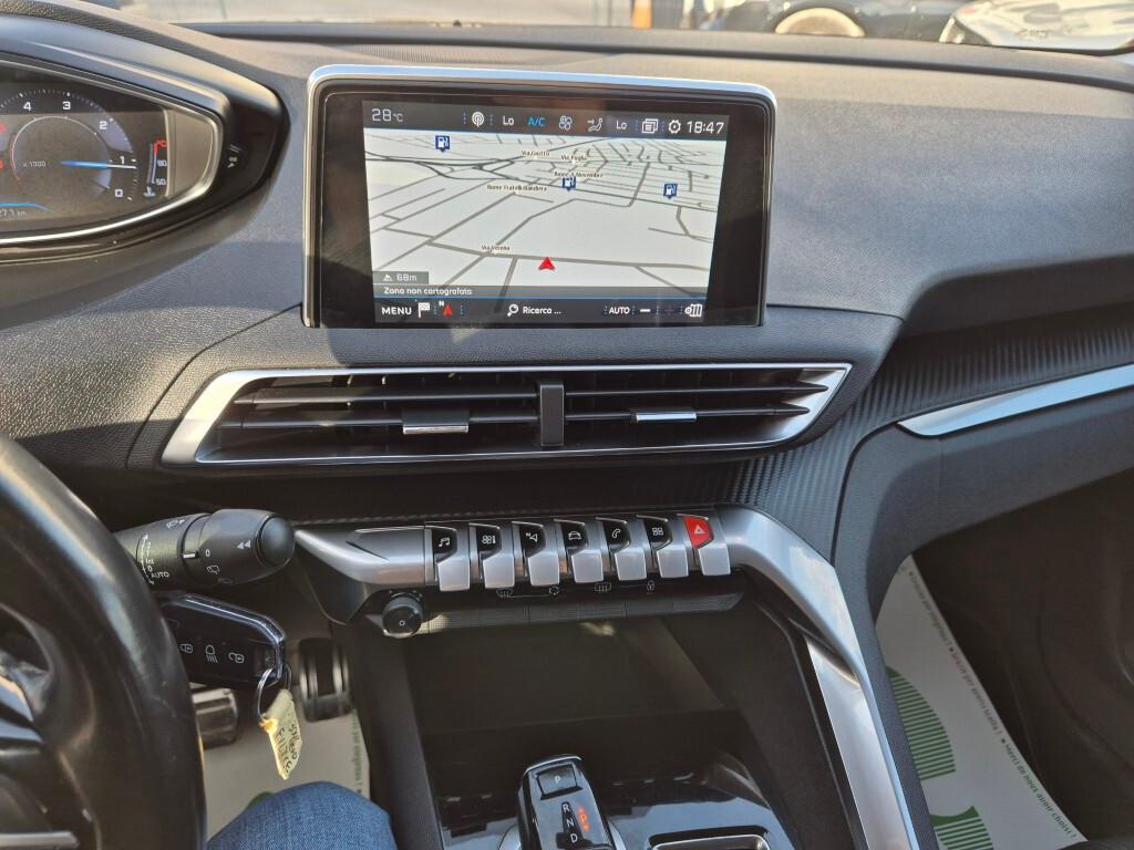 Peugeot 3008 BlueHDi 130CV EAT8 CERCHI-18 CAMERA