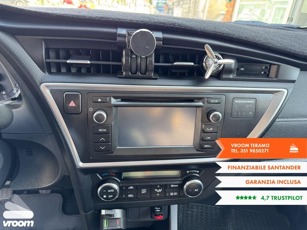 TOYOTA Auris 1.4 D-4D Lounge Garanzia ufficiale