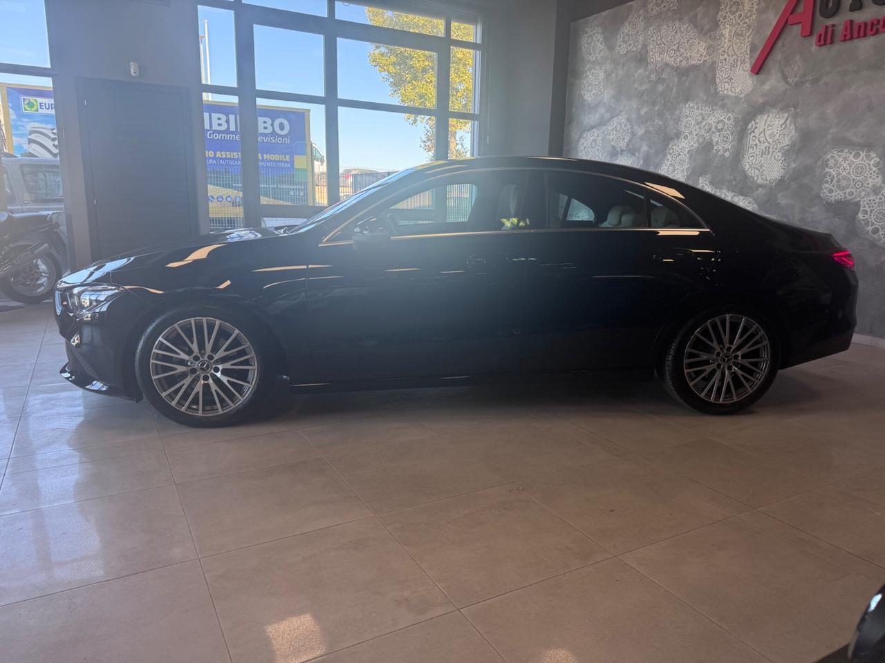 MERCEDES CLA 180CDI KM 42.000 SEDAN AT8 TETTO SPORT