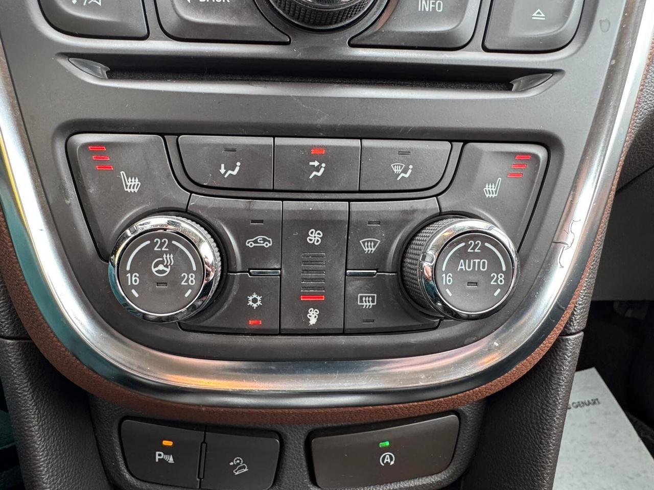 Opel Mokka 1.4 TURBO 140CV 4X4 COSMO 2015