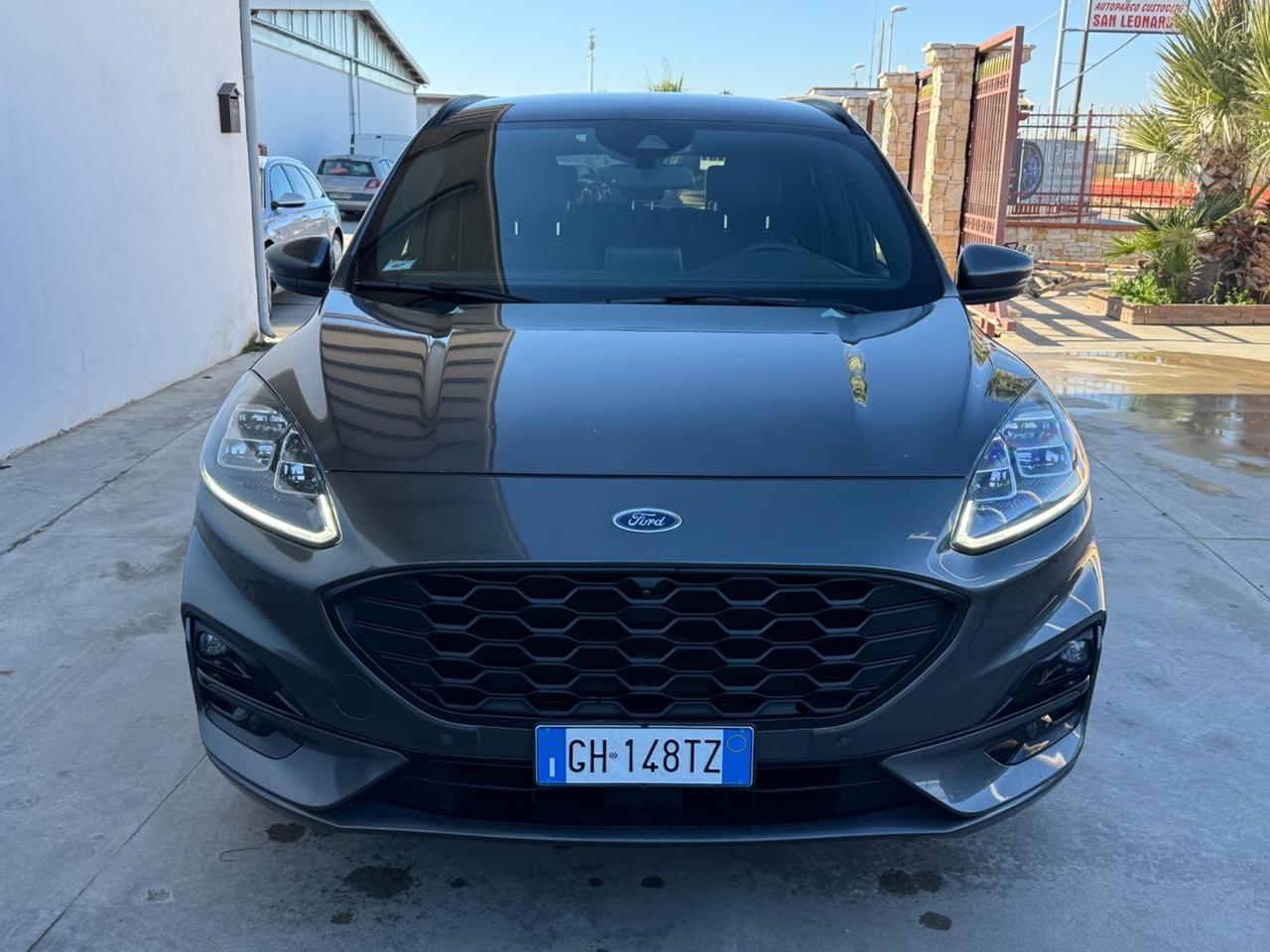 Ford Kuga 1.5 120 CV ST-Line X 2022 leggi descrizione