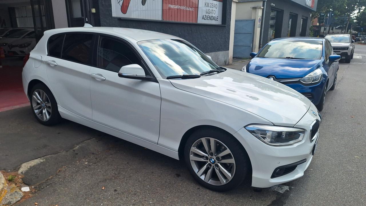 Bmw 118 118i 5p. Urban