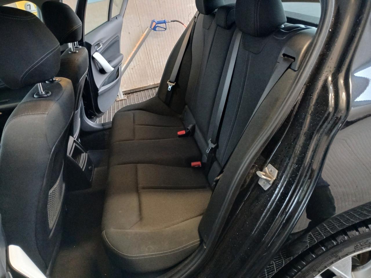 Bmw 118 118d 5p. Urban*AUTOMOATICA