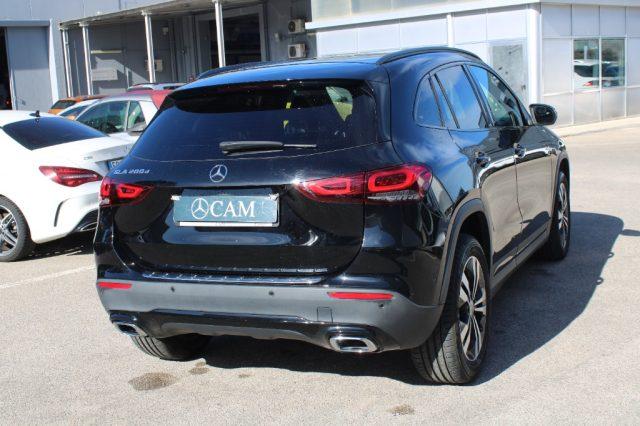 MERCEDES-BENZ GLA 200 d Automatic Sport