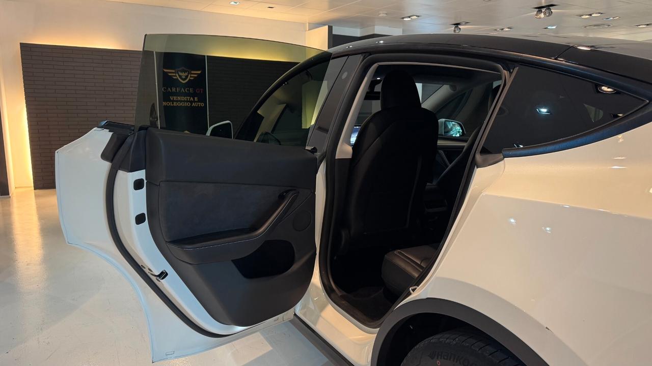 TESLA MODEL Y RWD 120CV - 2024