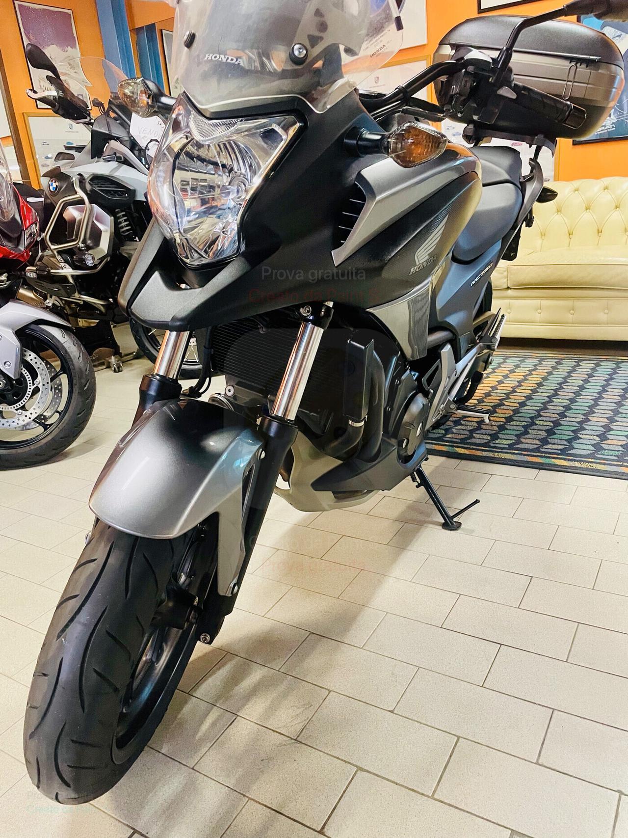 Honda NC 750 X DTC AUTOMATICA