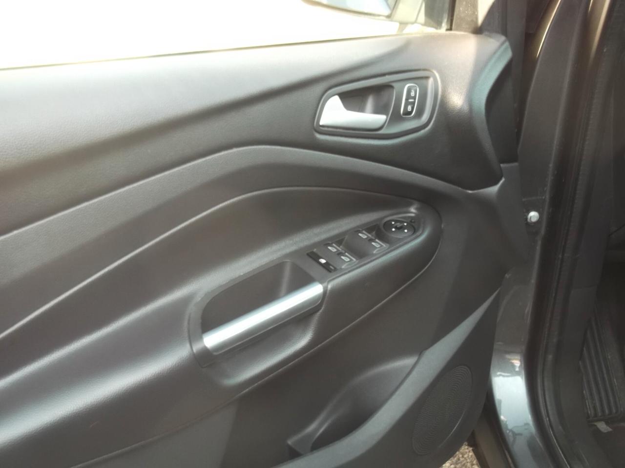 Ford Kuga 1.5 EcoBoost 120 CV S&S 2WD Business - 27
