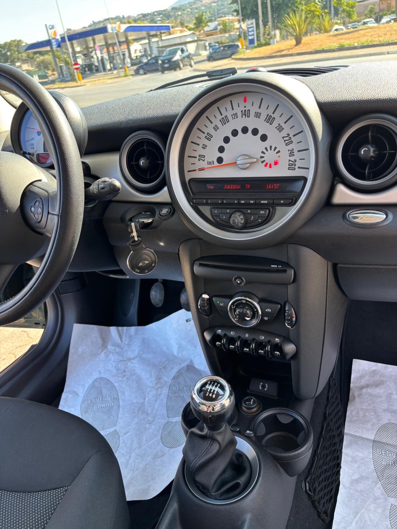 Mini 1.6 16V One (55kW)