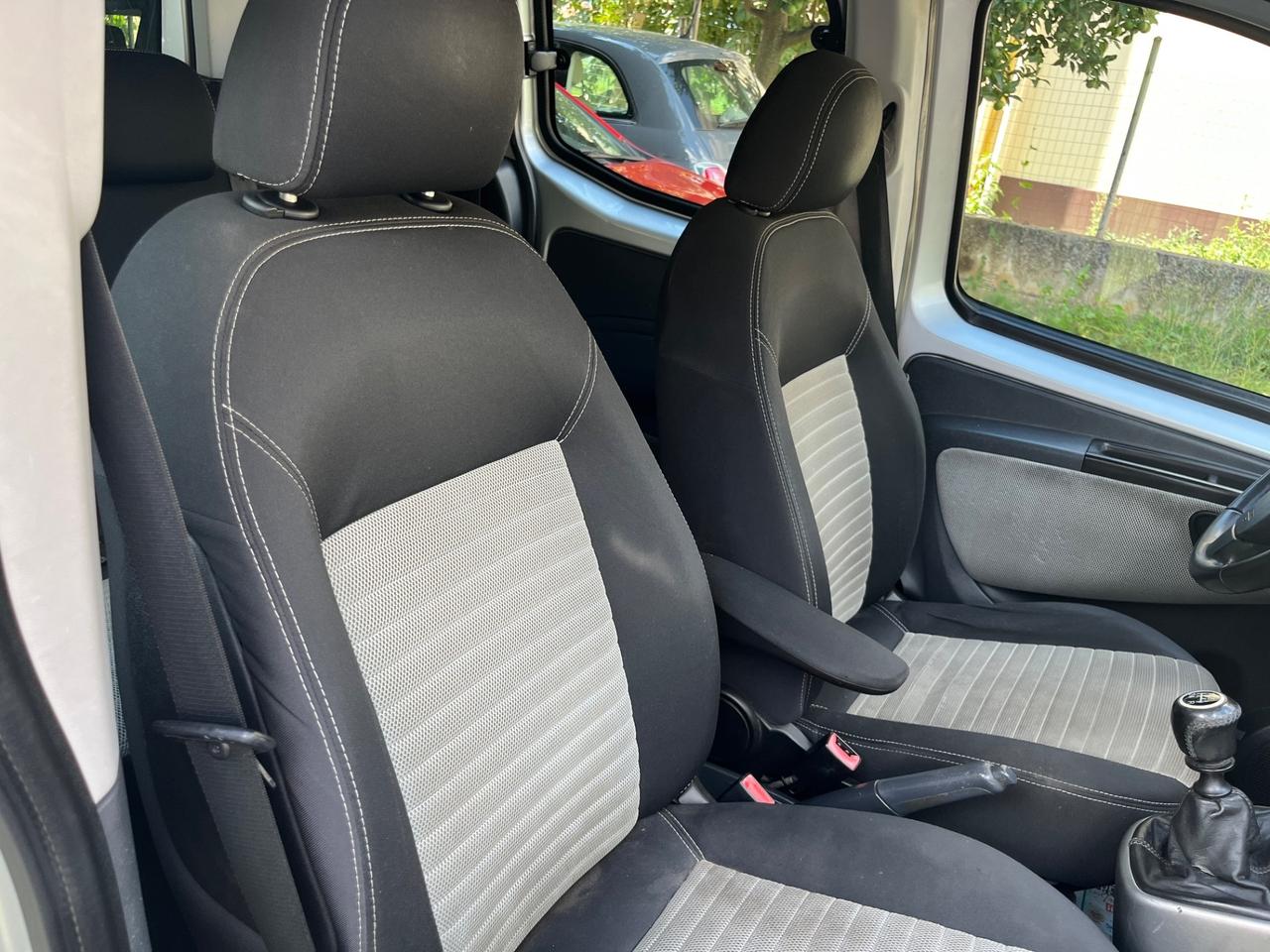 FIAT QUBO CON I POSTI A METANO FULL OPTIONAL