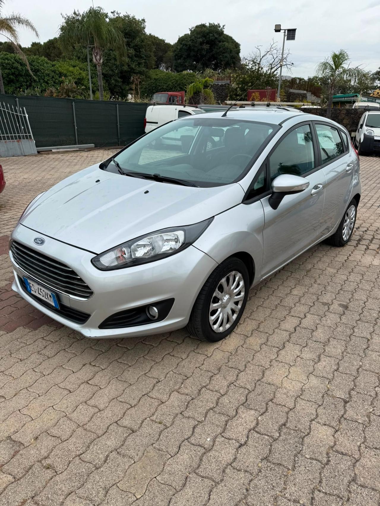 Ford Fiesta 1.5 TDCi 75CV 5 porte