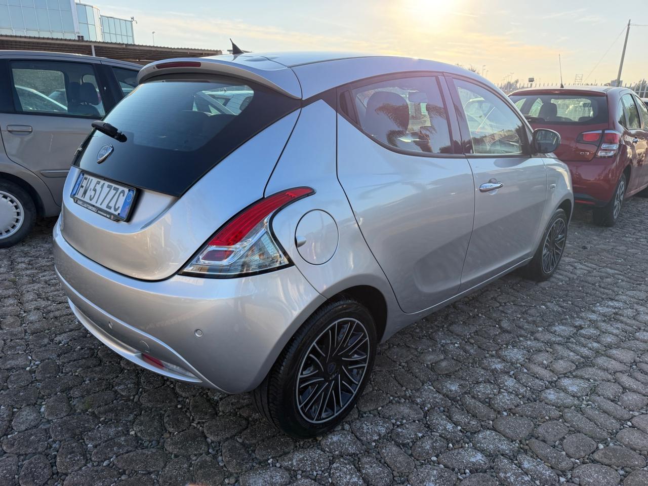 Lancia Ypsilon 1.2 69 CV 5 porte S&S Platinum GPL