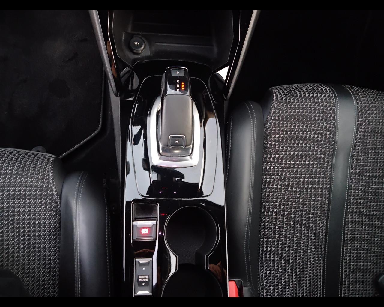 PEUGEOT 2008 II 2020 - 2008 1.2 puretech GT Pack s&s 130cv eat8